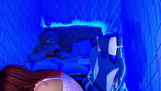 NicolleTaylor online show from 27, 11, 2025