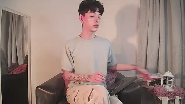 lyamthommpson online show from 9, 2, 2025