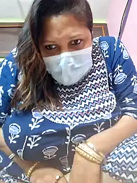 Snapshot of kunjan789 chatting on 20, 12, 2024 kunjan789 online show from 20, 12, 2024