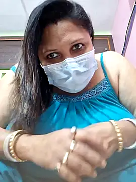 Snapshot of kunjan789 chatting on 20, 12, 2024 kunjan789 online show from 20, 12, 2024