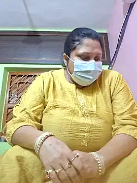 Snapshot of kunjan789 chatting on 5, 3, 2025 kunjan789 online show from 5, 3, 2025