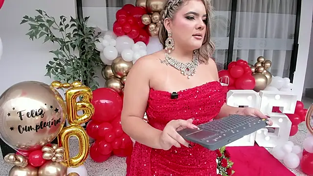 EVELIN MASON online show from 1, 12, 2025