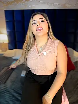 Snapshot of EVELIN_MASON chatting on 16, 5, 2026 EVELIN MASON online show from 16, 5, 2026