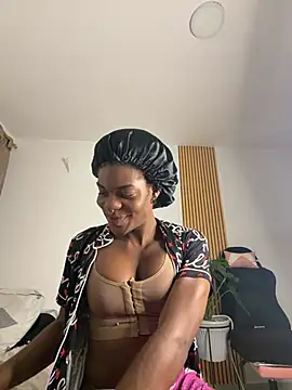 Snapshot of SharonGrowing chatting on 22, 7, 2026 SharonGrowing online show from 22, 7, 2026
