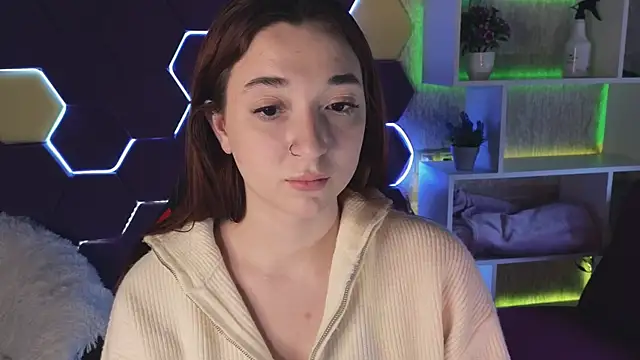 YasmineWest online show from 12, 12, 2024