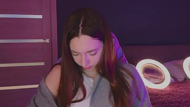 YasmineWest online show from 10, 10, 2025