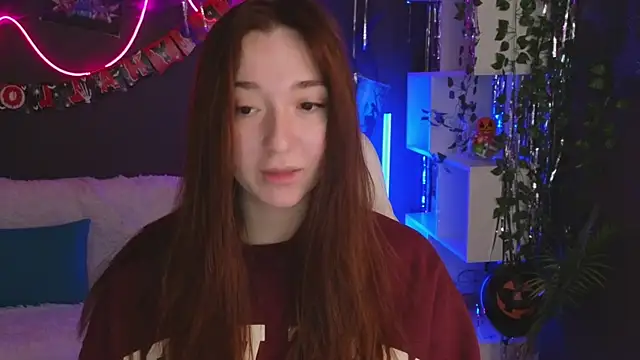 YasmineWest online show from 29, 10, 2025