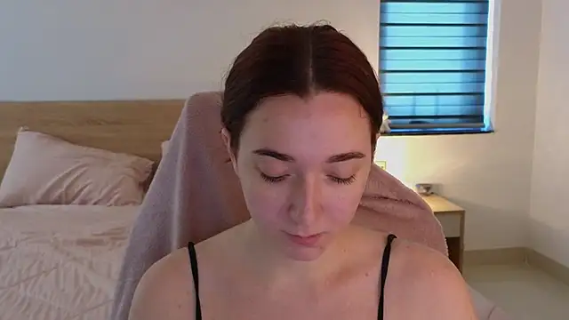 YasmineWest online show from 28, 3, 2026
