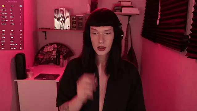 carthylovvve online show from 6, 3, 2025