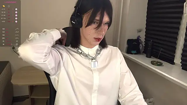 carthylovvve online show from 31, 10, 2025