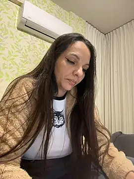 Snapshot of samilux5 chatting on 27, 7, 2026 samilux5 online show from 27, 7, 2026
