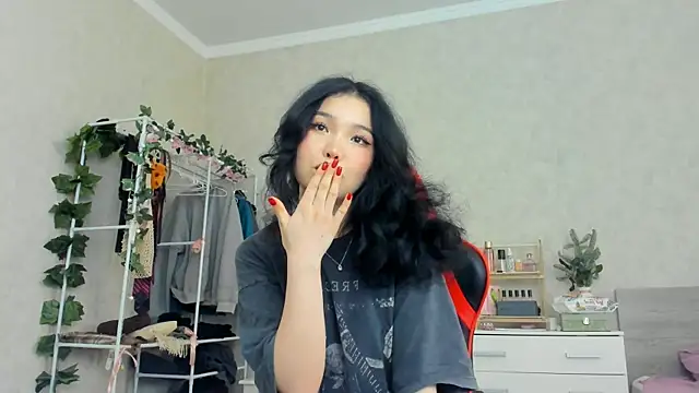 Snapshot of wastforu chatting on 7, 1, 2025 wastforu online show from 7, 1, 2025