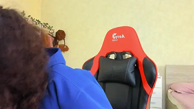 Snapshot of wastforu chatting on 10, 10, 2025 wastforu online show from 10, 10, 2025