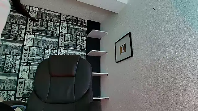 Lilithsabeth online show from 17, 2, 2025