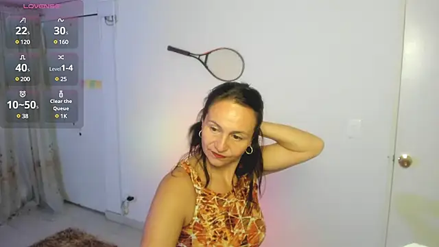 lollita 23  online show from 5, 3, 2025