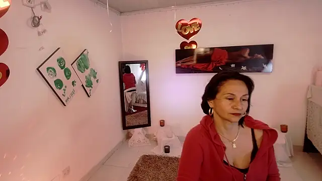 lollita 23  online show from 6, 5, 2026