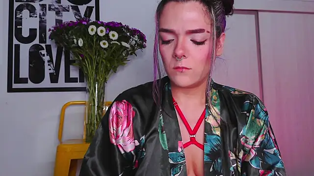 purple em69 online show from 15, 10, 2025