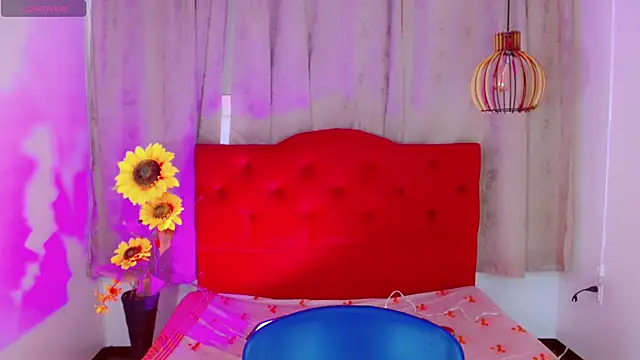 Jessica smith 1 online show from 5, 11, 2025