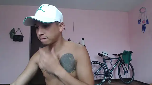 CoreAlejito online show from 1, 3, 2025