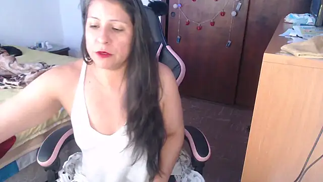 LucifernandaSw online show from 23, 4, 2026