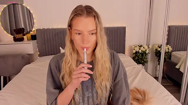 CassieRayss online show from 25, 6, 2026