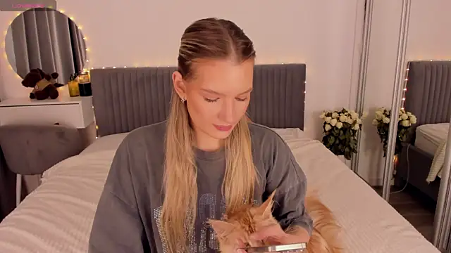 CassieRayss online show from 28, 6, 2026