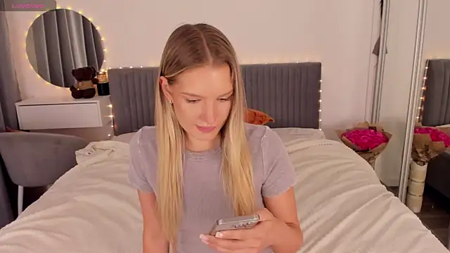 CassieRayss online show from 22, 7, 2026