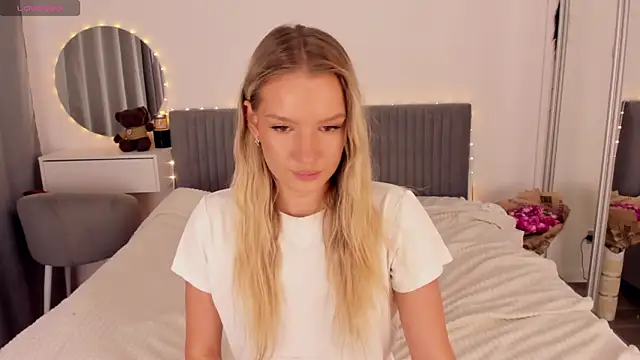 CassieRayss online show from 30, 7, 2026