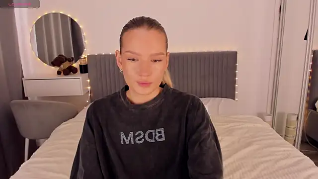 CassieRayss online show from 8, 8, 2026