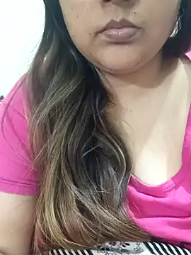 Snapshot of _Redwine_ chatting on 6, 2, 2025 Redwine online show from 6, 2, 2025