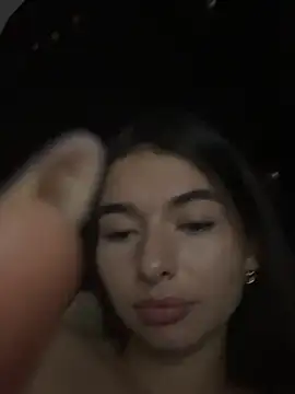 Coralinee 01 online show from 28, 4, 2026