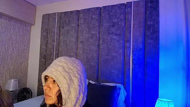 Amareto  online show from 4, 5, 2026