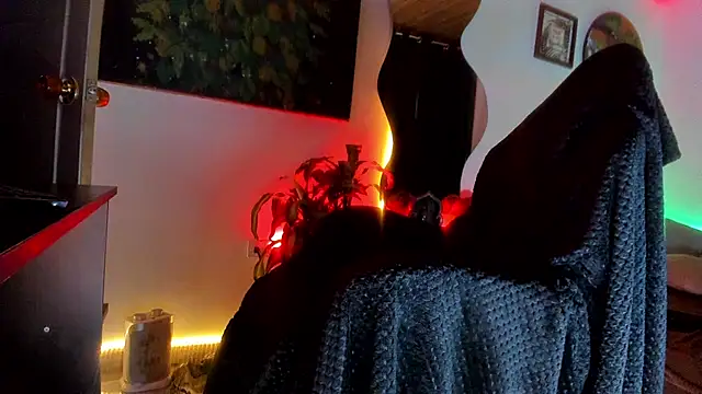 LatinMilk  online show from 17, 7, 2026