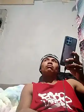 Snapshot of Moreno1813 chatting on 7, 2, 2025 Moreno1813 online show from 7, 2, 2025