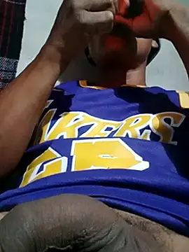 Snapshot of Moreno1813 chatting on 16, 2, 2025 Moreno1813 online show from 16, 2, 2025