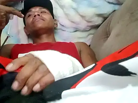 Snapshot of Moreno1813 chatting on 18, 3, 2025 Moreno1813 online show from 18, 3, 2025