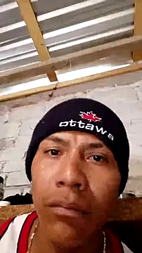 Snapshot of Moreno1813 chatting on 17, 10, 2025 Moreno1813 online show from 17, 10, 2025