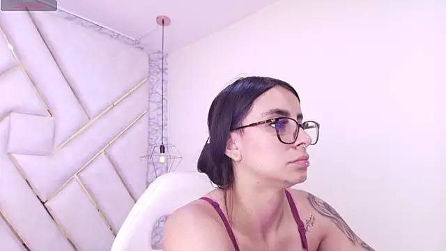 Andreita Jones online show from 23, 6, 2026