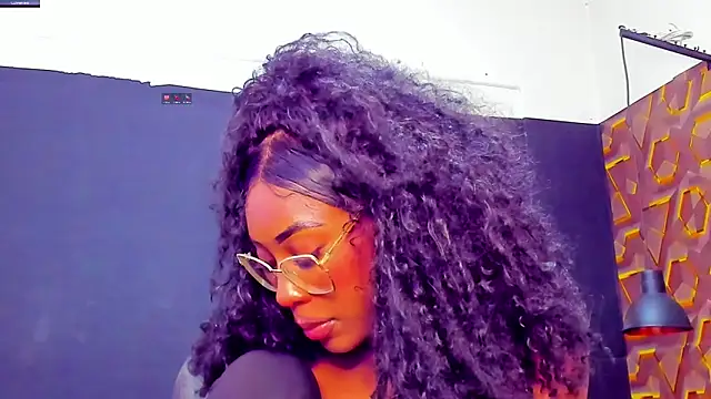 deyy madissonn online show from 12, 12, 2024