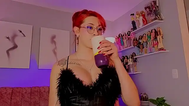 Juliana Saenzz online show from 22, 6, 2026