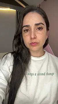 Victoria-And1 online show from 2, 12, 2025