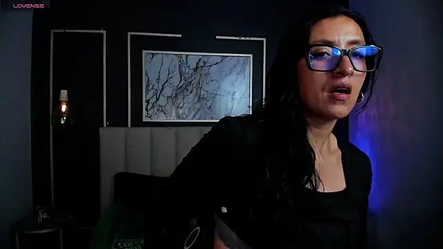 Snapshot of kira_moon__ chatting on 16, 9, 2025 kira moon   online show from 16, 9, 2025