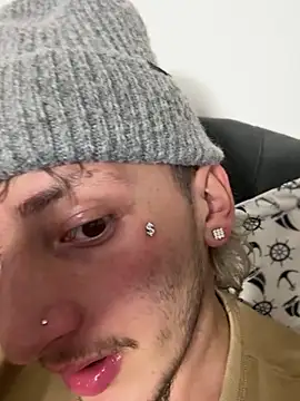 Scott sex7 online show from 4, 3, 2026