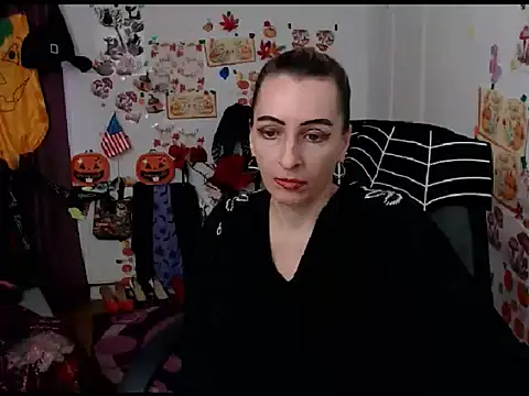 EvelynAngell online show from 13, 10, 2025