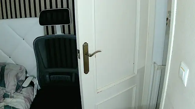 xxNoeliaxx online show from 20, 3, 2025