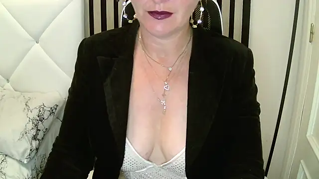 xxNoeliaxx online show from 18, 12, 2025