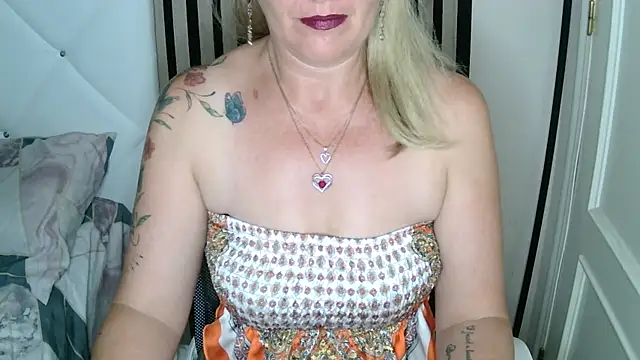 xxNoeliaxx online show from 30, 7, 2026