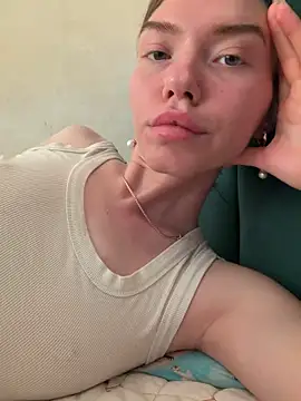 Lisaaa Alisa online show from 10, 5, 2026