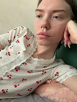Lisaaa Alisa online show from 14, 5, 2026