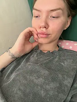 Lisaaa Alisa online show from 5, 6, 2026
